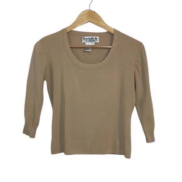 Joseph A Tops - 90s Vintage Joseph A. Aesthetic 3/4 sleeve Top, beige, tan, medium